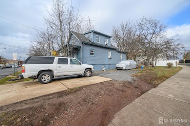 45 Oliver Ave, New Brunswick, NJ 08901 - photo 2