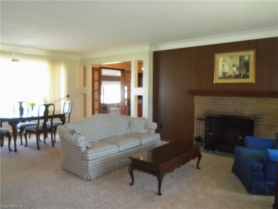 2261 Pine Ridge Dr, Wickliffe, OH 44092 - photo 5