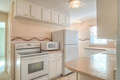 3924 40th St, Des Moines, IA 50310 - photo 5