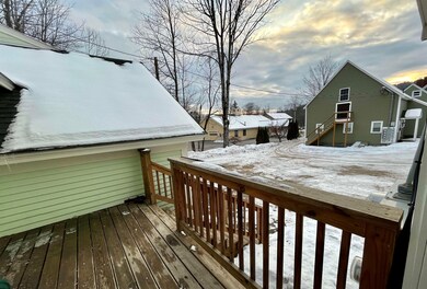 370 Lake St unit 2nd Floor, Unit 2, Bristol, NH 03222 - photo 3