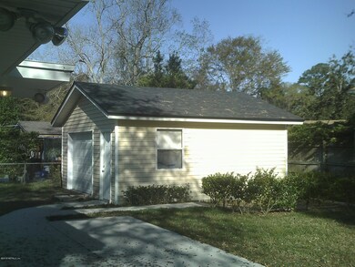 8255 Dickie Dr, Jacksonville, FL 32216 - photo 6