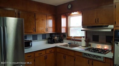 1308 SH kitchen