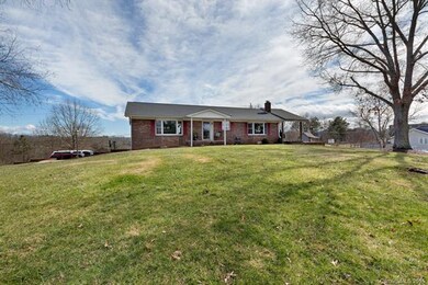 1318 Alexander Rd, Leicester, NC 28748 - photo 2