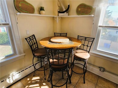 10 Braman St unit 2, Newport, RI 02840 - photo 5