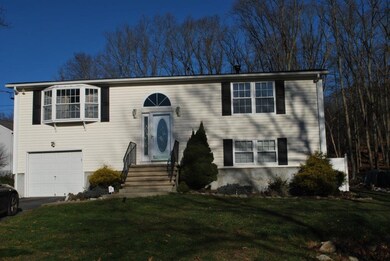 11 Edith St, Cumberland, RI 02864 - photo 3
