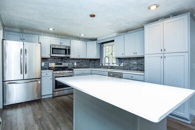 14 Olean Rd, Burlington, MA 01803 - photo 4