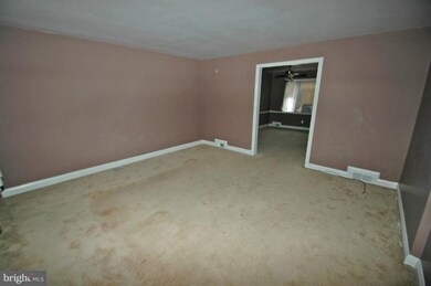 1569 Stonewood Rd, Baltimore, MD 21239 - photo 6