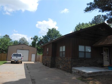 1207 E Broadway St, Cushing, OK 74023 - photo 2