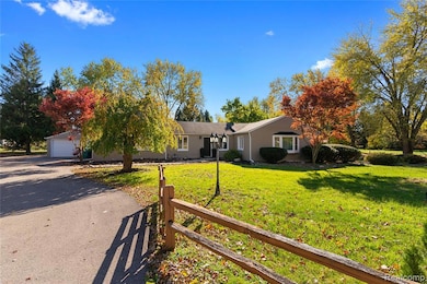 6810 N Territorial Rd, Plymouth, MI 48170 - photo 3