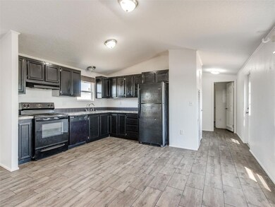 2092 County Road 1242, Tuttle, OK 73089 - photo 6