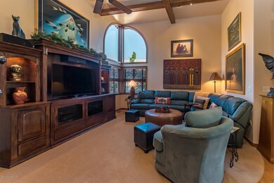 3 LIVING MEDIA ROOM_3190