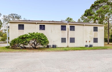 6-web-or-mls-200 Buttercup Bldg V8-6