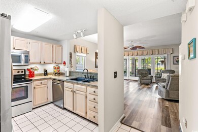 1221 Tidewater Dr unit 1813, North Myrtle Beach, SC 29582 - photo 6