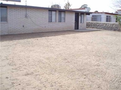 LARGE BACK YARD / ALL BRICK HOME