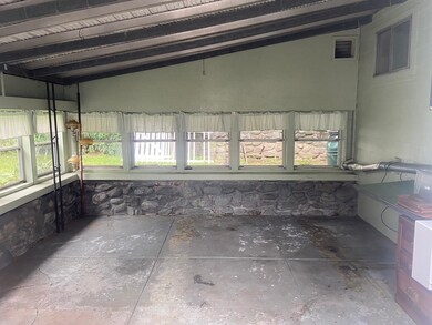 10 Castine St, Worcester, MA 01606 - photo 5