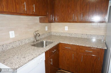 18503 Tarragon Way, Germantown, MD 20874 - photo 6