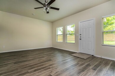101 SE 4th St, Bonham, TX 75418 - photo 7