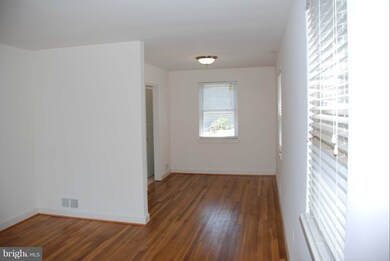 482 Burbank St SE, Washington, DC 20019 - photo 3