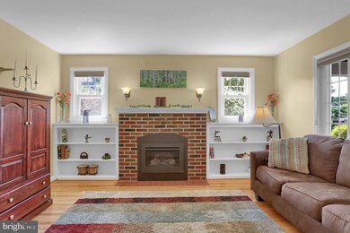 409 N Waverly St, Reading, PA 19607 - photo 5