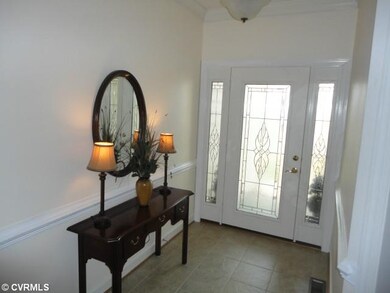Foyer - Ceramic tile