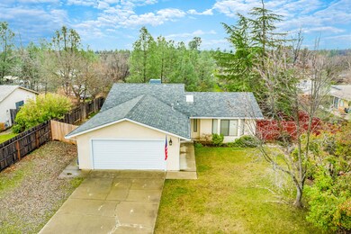 2135 Osprey Ln, Redding, CA 96003 - photo 3