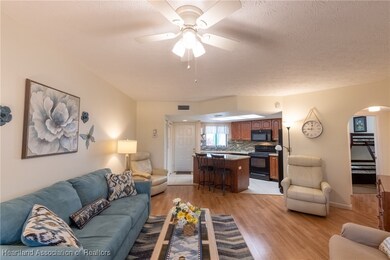 4985 Casablanca Cir N unit J5, Sebring, FL 33870 - photo 6