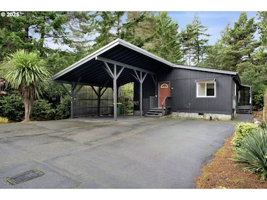 1600 Rhododendron Dr unit 150, Florence, OR 97439 - photo 5