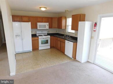 160 Asbury Ct, Mount Wolf, PA 17347 - photo 5