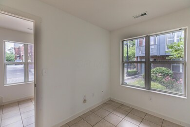 1009Wall-3654