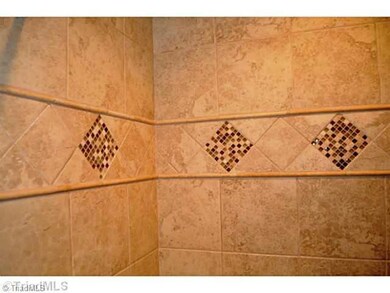 412 Florence Cir, Statesville, NC 28625 - photo 5