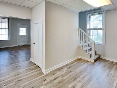 223 W Bow St, Thorntown, IN 46071 - photo 4