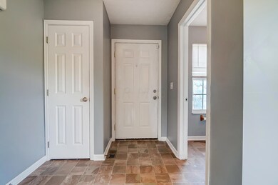 3755 Dunlane Ct, Columbus, OH 43228 - photo 7