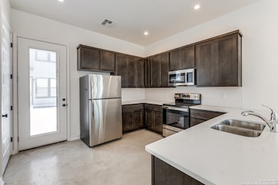 138 Porter St unit 1101, San Antonio, TX 78210 - photo 6