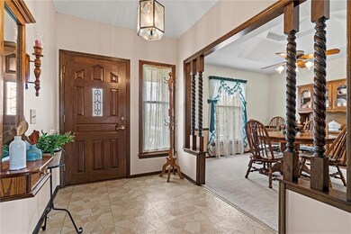 6301 Oakview St, Shawnee, KS 66216 - photo 3