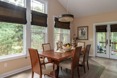 5495 N Red Pine-10