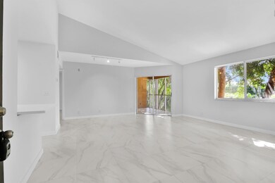 4005 W Mcnab Rd unit C302, Pompano Beach, FL 33069 - photo 2