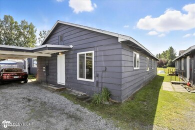 7313 Peck Ave, Anchorage, AK 99504 - photo 4