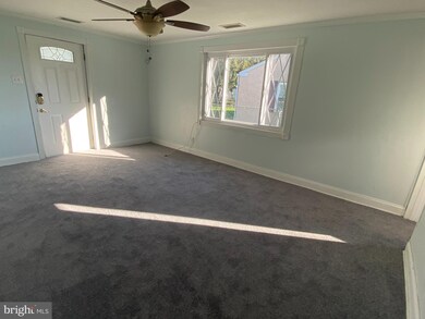 435 Martin Dr, New Castle, DE 19720 - photo 4