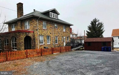 405 N Royal Ave, Front Royal, VA 22630 - photo 2