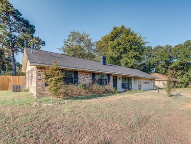 719 Georgia Oak St, Nacogdoches, TX 75964 - photo 3