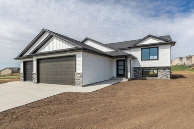 410 Keystone Dr NE-2