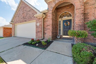 7037 Herman Jared Dr, North Richland Hills, TX 76182 - photo 2