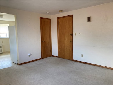 710 Lewis Ave unit 3, Jeannette, PA 15644 - photo 5