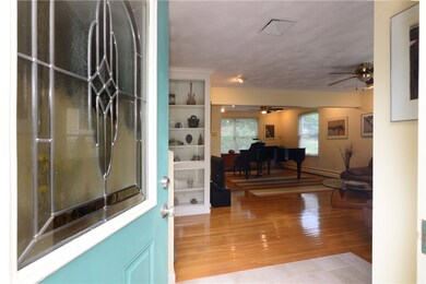 127 Crest Ave, Wakefield, RI 02879 - photo 5