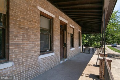 1027 Spruce St, Camden, NJ 08103 - photo 3