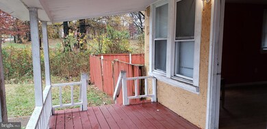 1526 Hunt Ave, Hyattsville, MD 20785 - photo 3