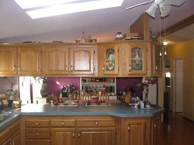 637 S Washington St unit 19, North Attleboro, MA 02760 - photo 7