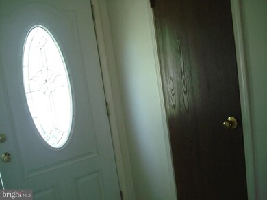 10 Burbage Ct, Nottingham, MD 21236 - photo 2