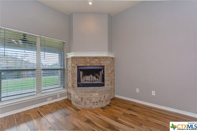 2404 Jake Dr, Copperas Cove, TX 76522 - photo 6