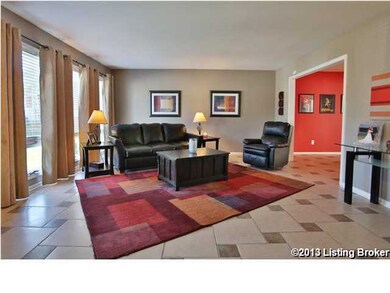 8506 Mar Vista Ct, Louisville, KY 40219 - photo 5